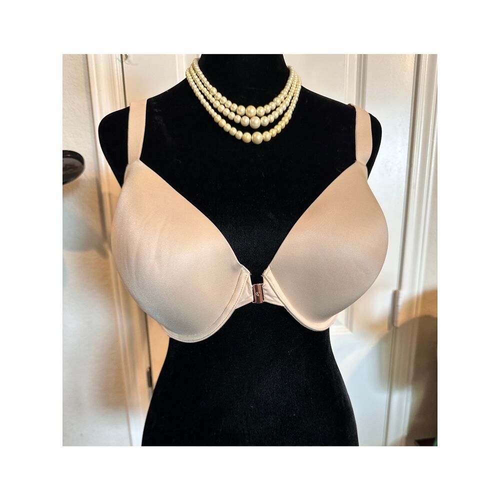 Victoria's Secret Perfect Coverage Front-Close Bra Nude T-Shirt Minimalist